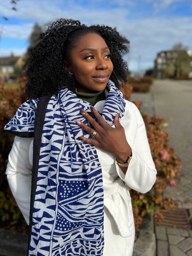 Warme Afrikaanse print sjaal Unisex - Smal model - Blauw Ndop Kameroen