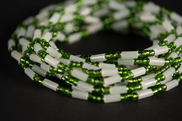 Waist Beads / Afrikaanse Heupketting - EGHE - Groen / wit (elastisch)