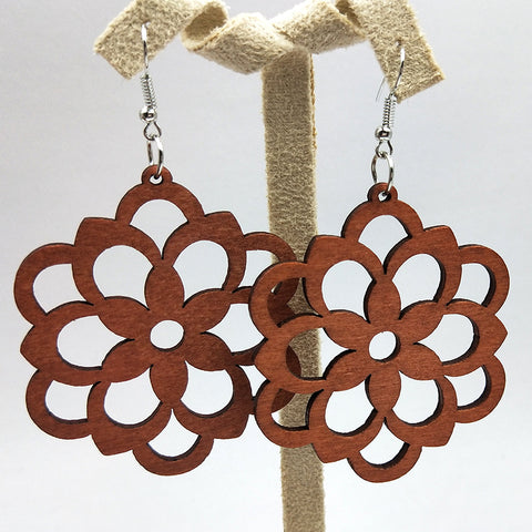 African Print Earrings | Bruine bloem symbool wooden earrings