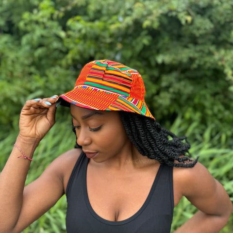 Bucket hat / Vissershoedje met Afrikaanse print - Rode kente - Kinderen & Volwassenen (Unisex)