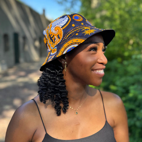 Bucket hat / Vissershoedje met Afrikaanse print - Marineblauw Geel Paisley - Kinderen & Volwassenen (Unisex)