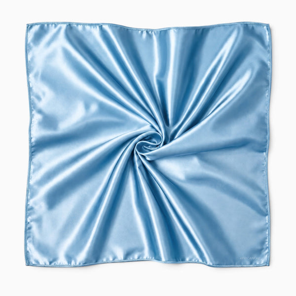 Lichtblauwe Satijnen Vierkante Sjaal / Bandana / Hoofddoek 90 x 90 cm