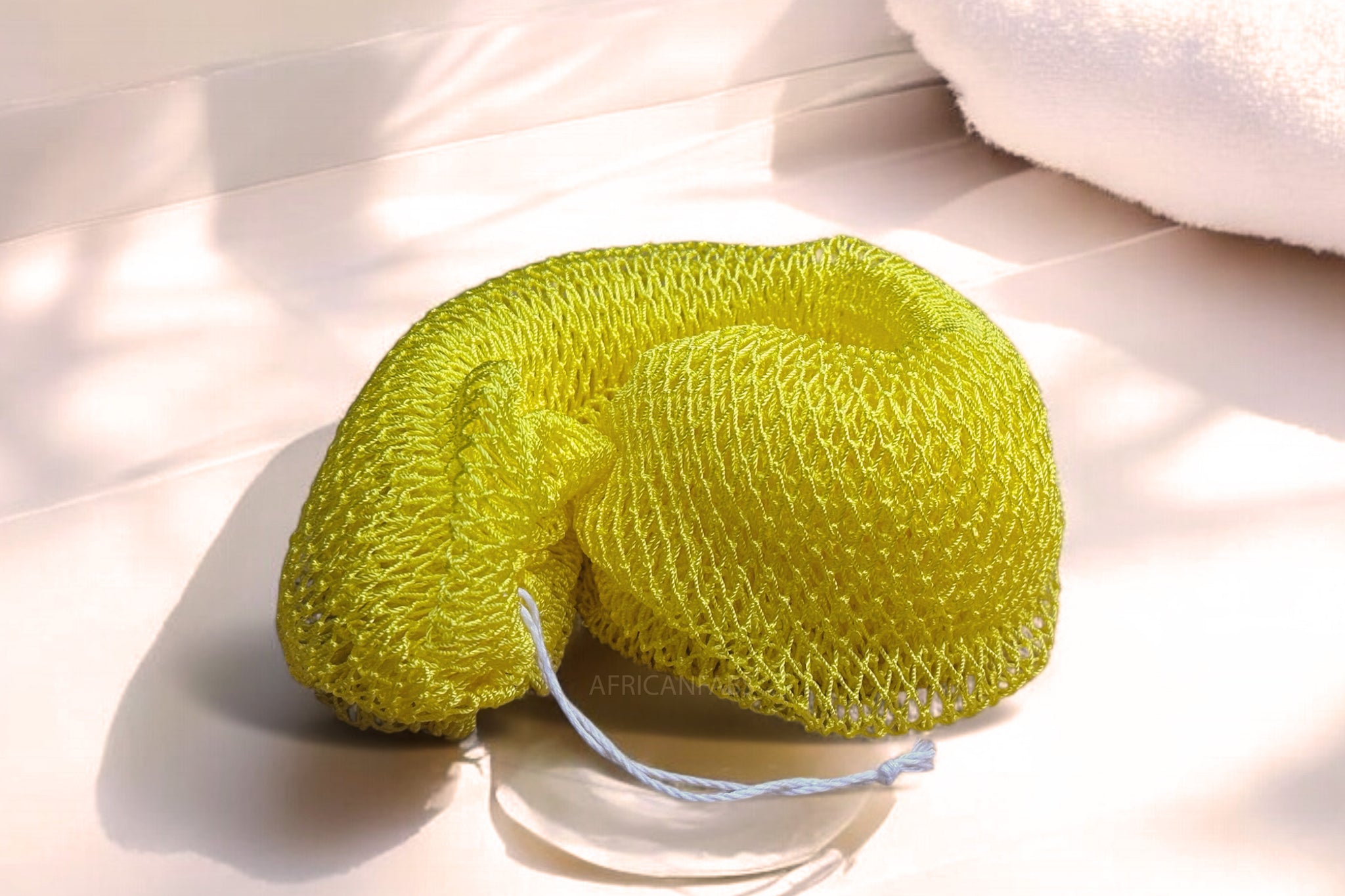 Afrikaanse spons / net sponge - traditionele SAPO spons / scrub spons - Geel
