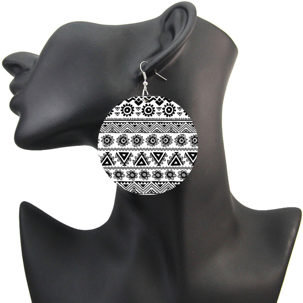Africa inspired earrings | Black & White tribal