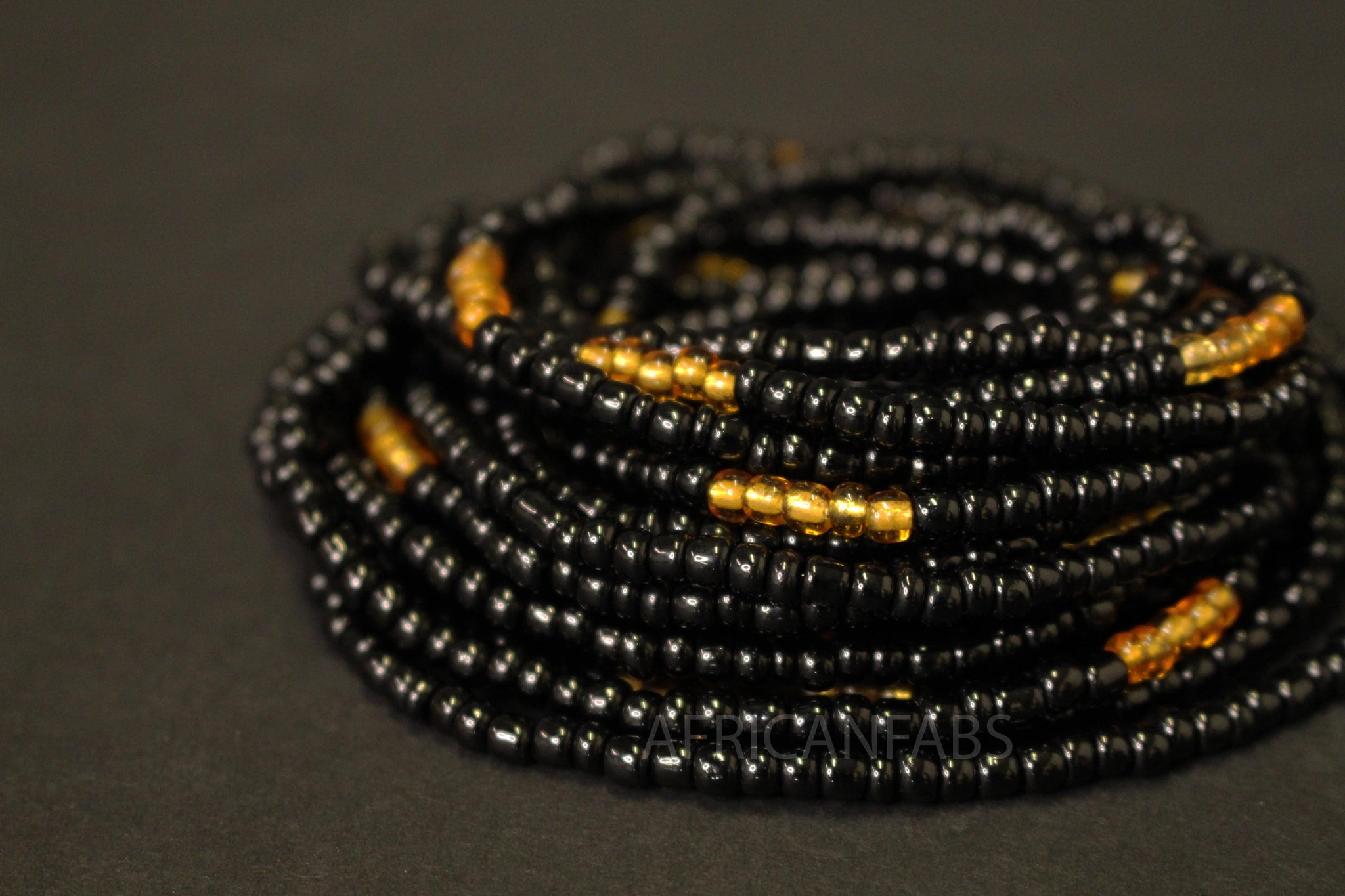 Waist Beads / Afrikaanse Heupketting - OSAWE- Zwart / gold (elastisch)