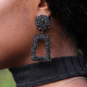 Zwarte Grote Chunky Metal Geometric Drop Earrings